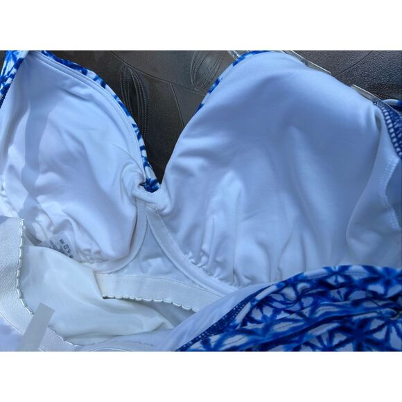 Lands' End Women's Size 16 Blue White Print Tummy Control Ruched Swimwear Top - Picture 6 of 10